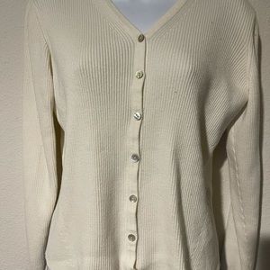 Long sleeve Medium Button Down Petite Sophisticate